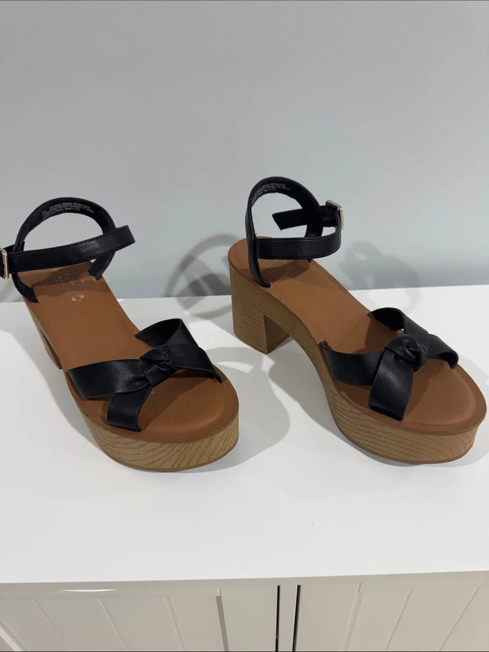 Black Knot Platform Sandals with Ankle Strap